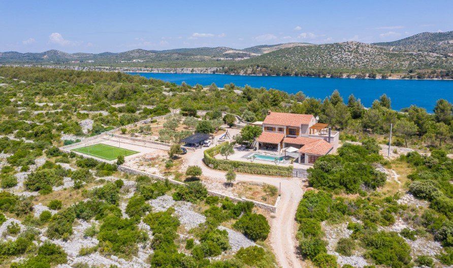 House For sale - šibensko-kninska šibenik - foto 1/24