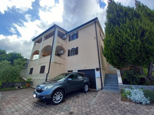 Dom na predaj 394 m² – Poljane