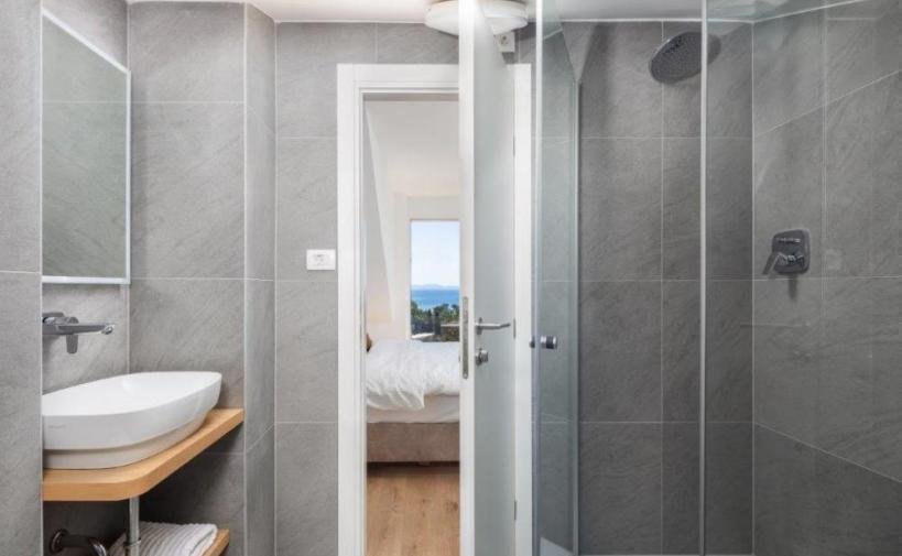 Casa In vendita - Splitsko-dalmatinska Milna