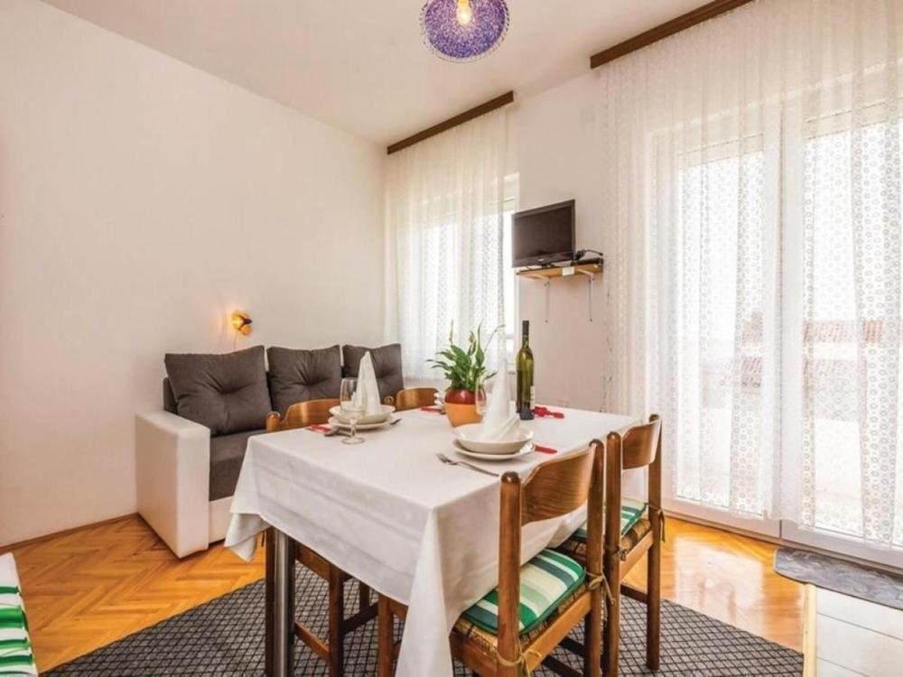 Hotel Na prodaju - Primorsko-goranska Crikvenica