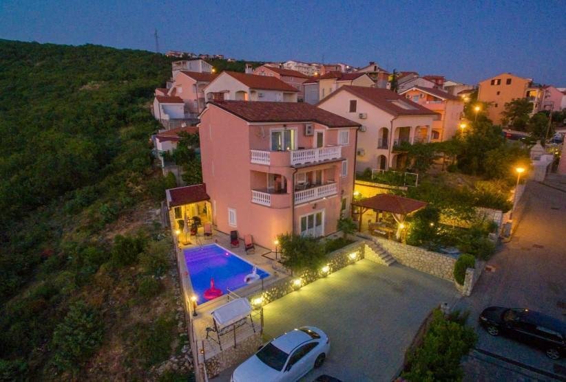 Hiša Naprodaj - Primorsko-goranska Crikvenica