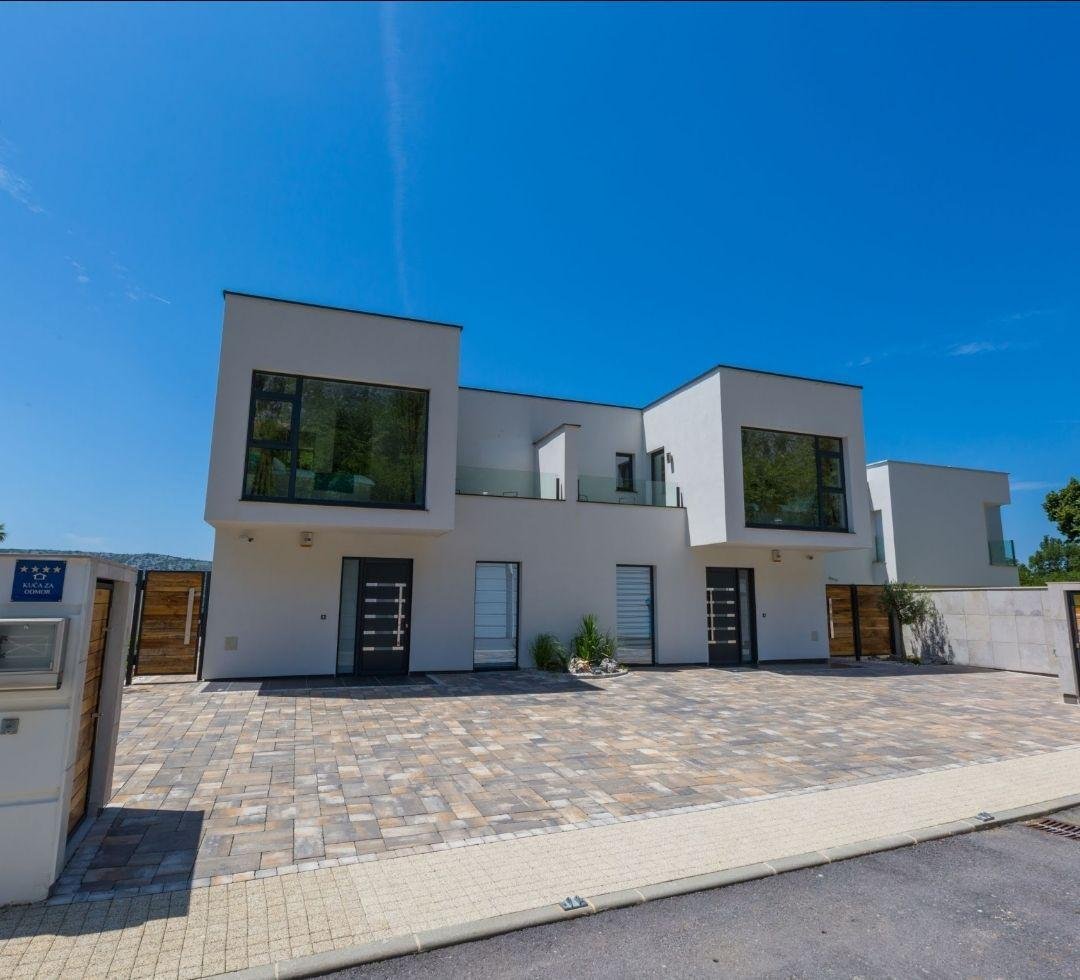 House For sale - Primorsko-goranska Vinodolska Općina