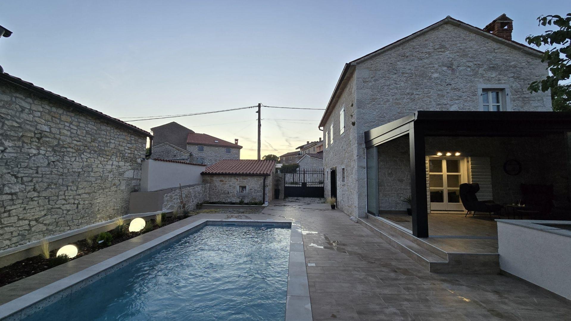 Maison À vendre - Istarska Višnjan - foto 1/24