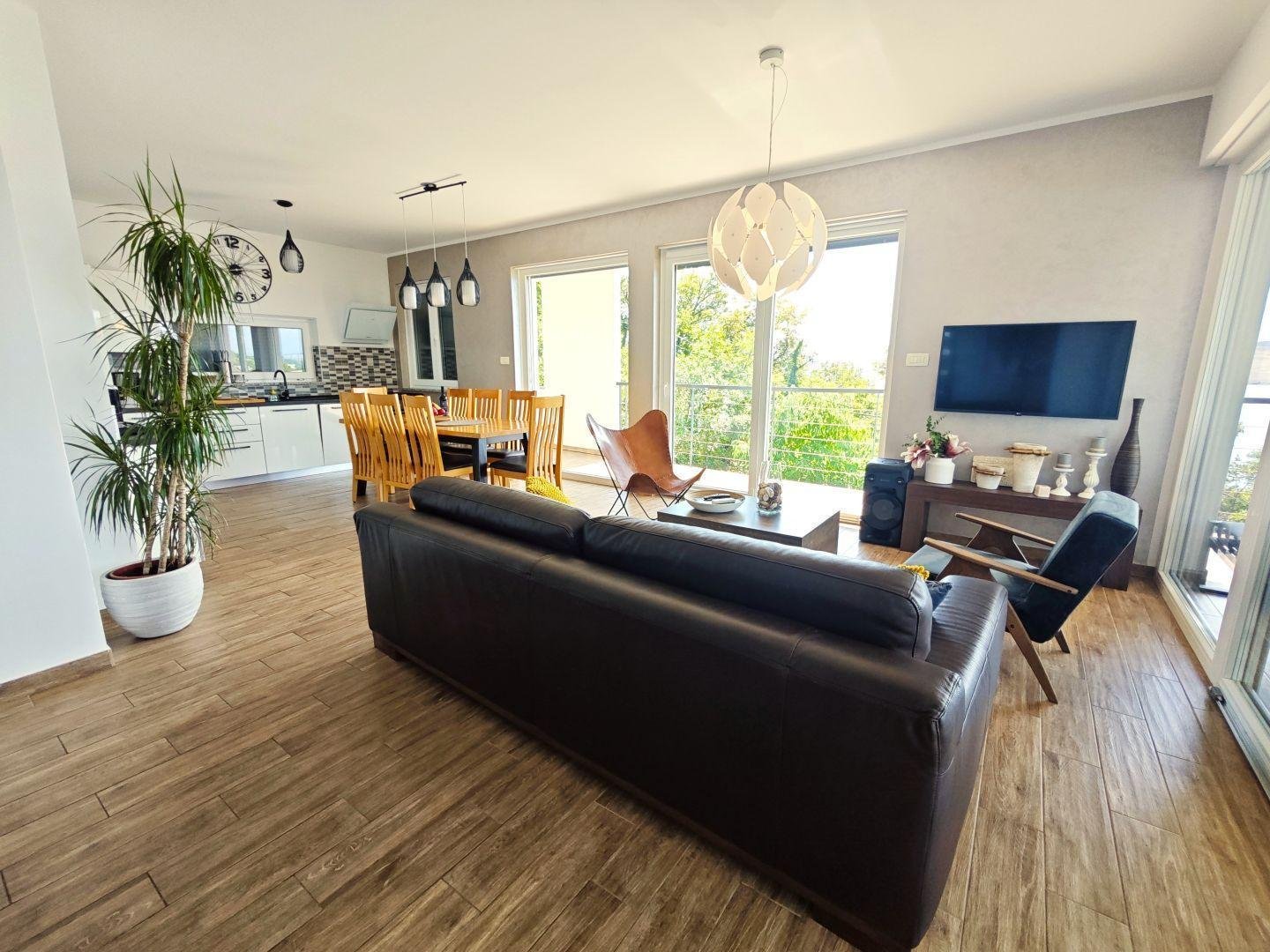 House For sale - Primorsko-goranska Crikvenica