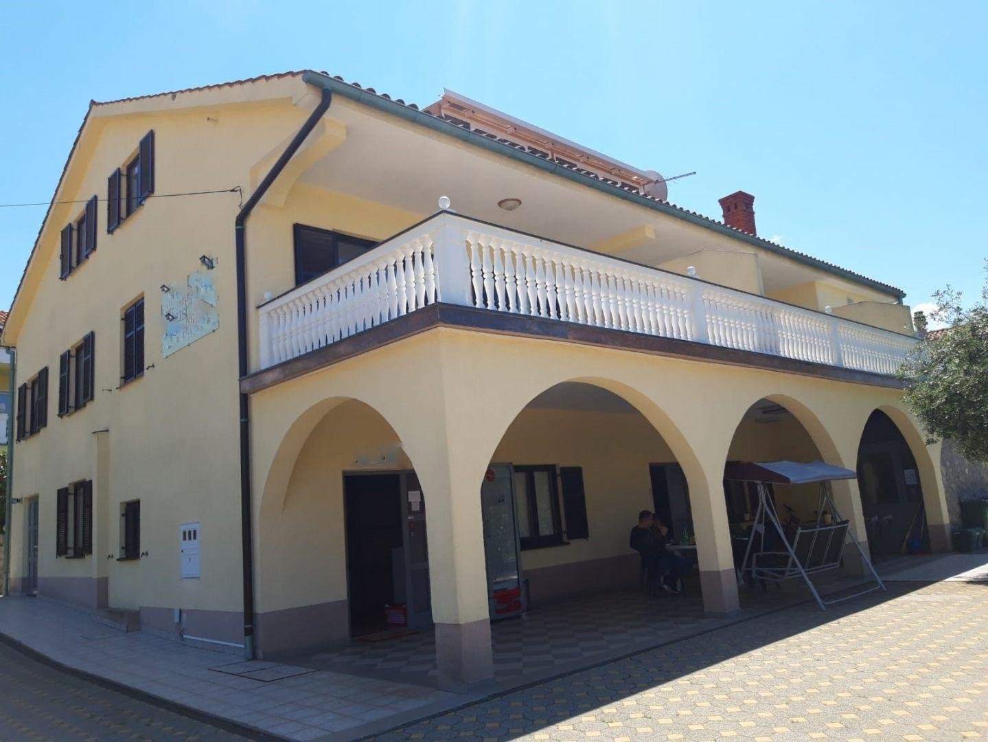 Hotel In vendita - Primorsko-goranska Malinska-Dubašnica