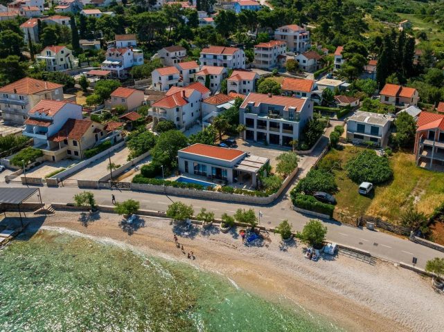 Kuća na prodaju 639 m² – Brac