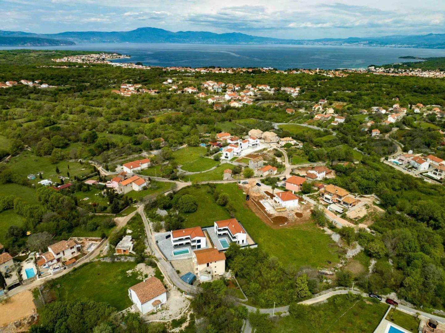 Hiša Na predaj - Primorsko-goranska Malinska-Dubašnica