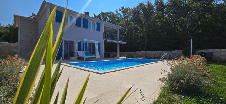 Dům na prodej 236 m² – Rovinj