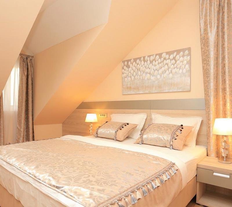 Hotel For sale - Splitsko-dalmatinska Kaštela - foto 1/24