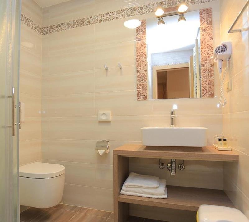 Hotel For sale - Splitsko-dalmatinska Kaštela