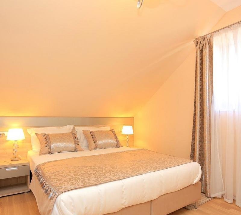 Hotel For sale - Splitsko-dalmatinska Kaštela