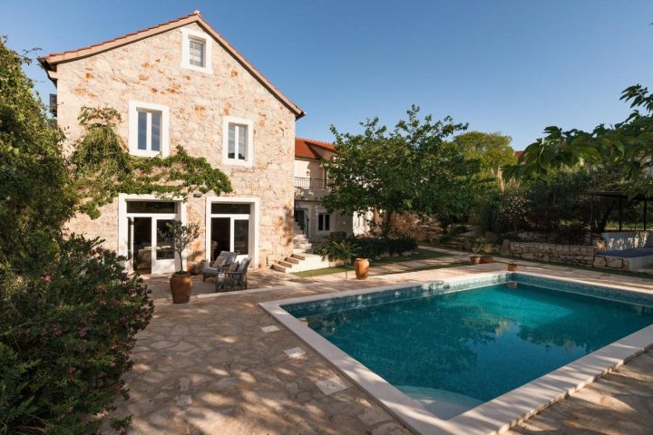 Haus zu verkaufen 255 m² – Hvar