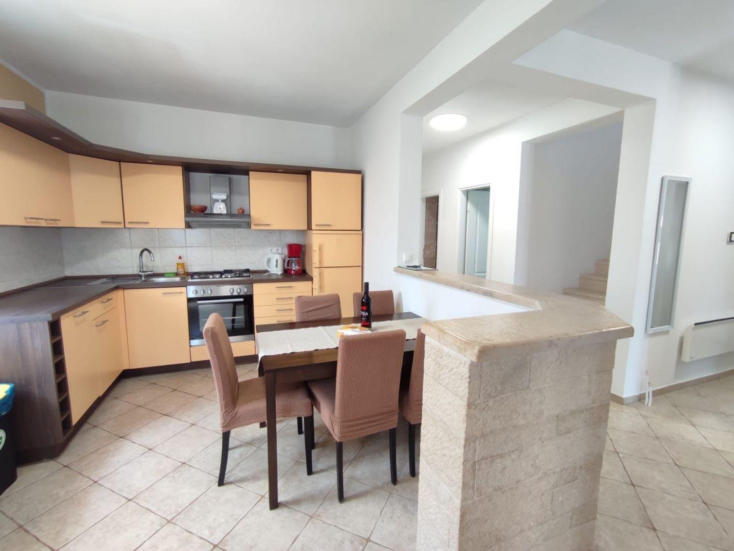 Casa In vendita - Istarska Kaštelir-Labinci