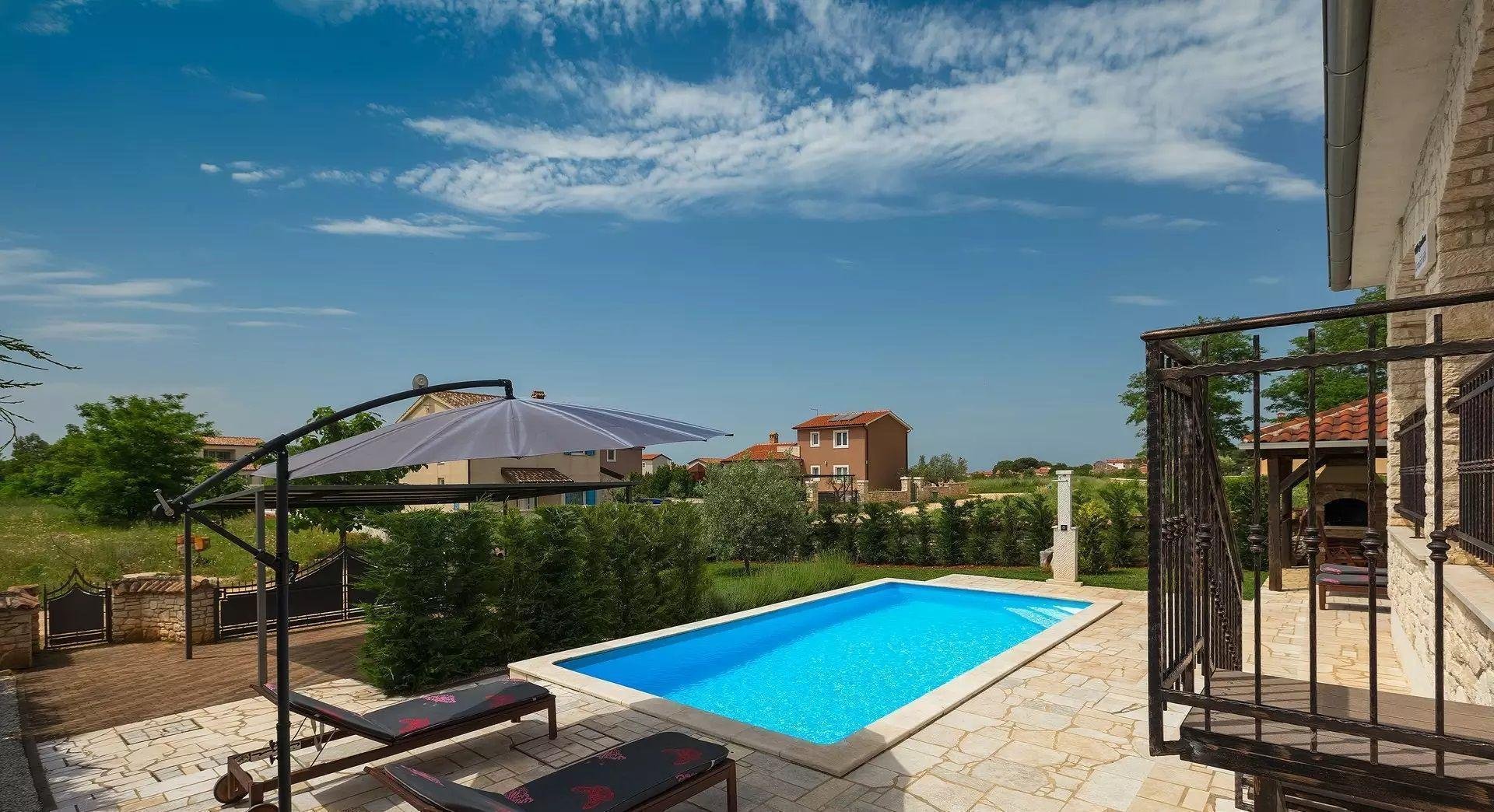 Casa In vendita - Istarska Kaštelir-Labinci