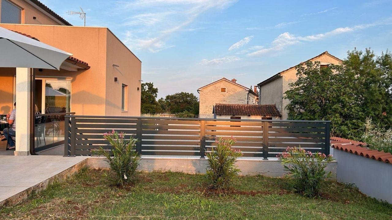 Hiša Na predaj - Istarska Fažana