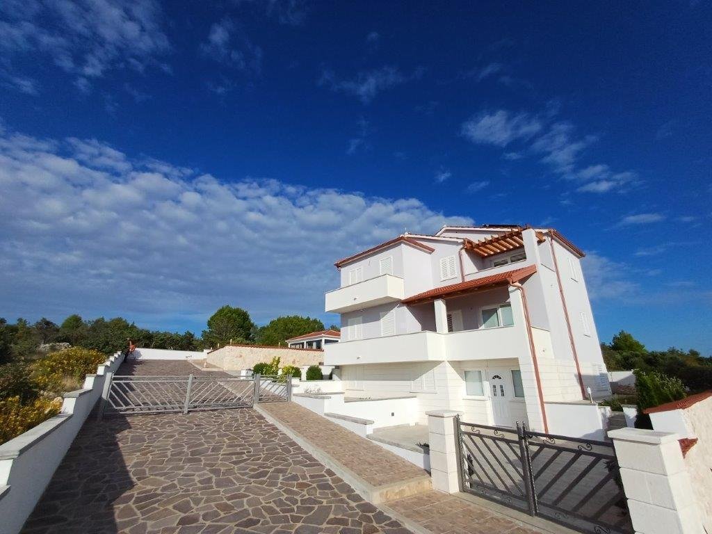 Haus Zu verkaufen - Šibensko-kninska Primošten