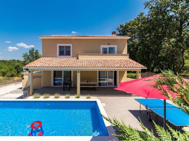 Haus zu verkaufen 220 m² – Boškari
