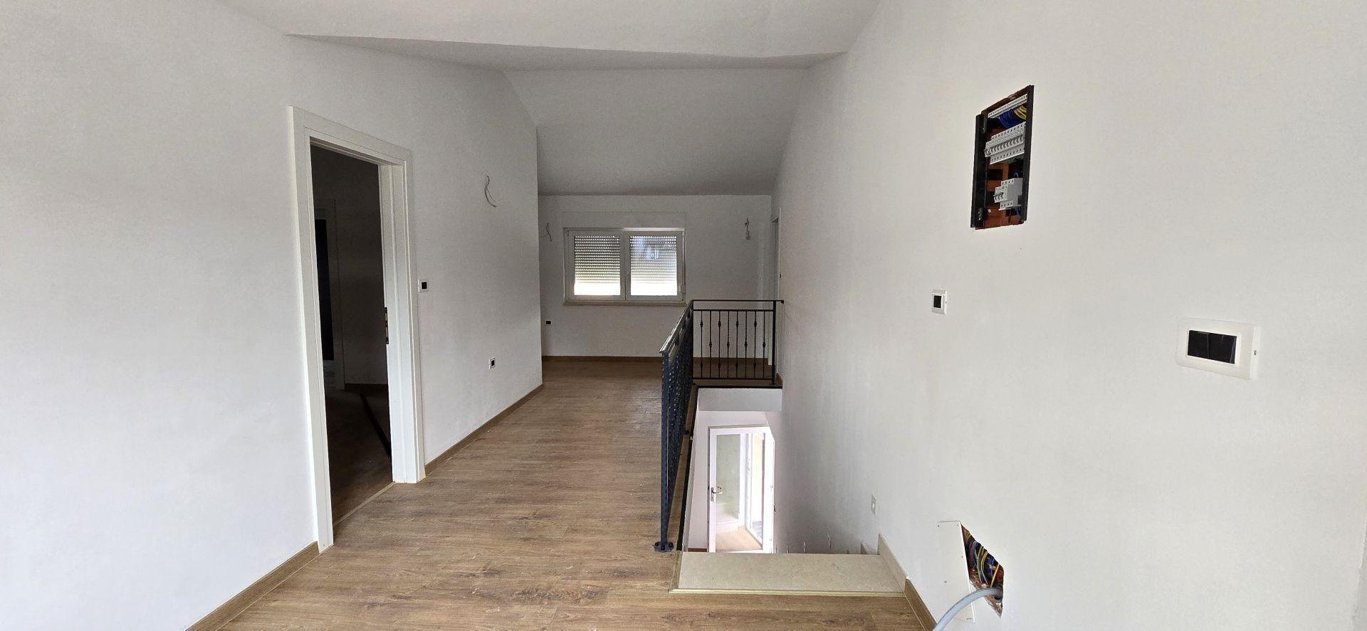 Kuća Na prodaju -  Pula