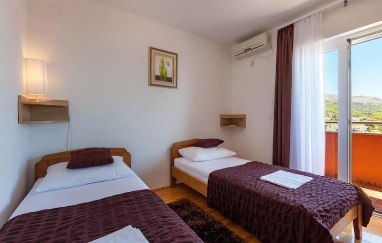 Hotel For sale - Splitsko-dalmatinska Podstrana