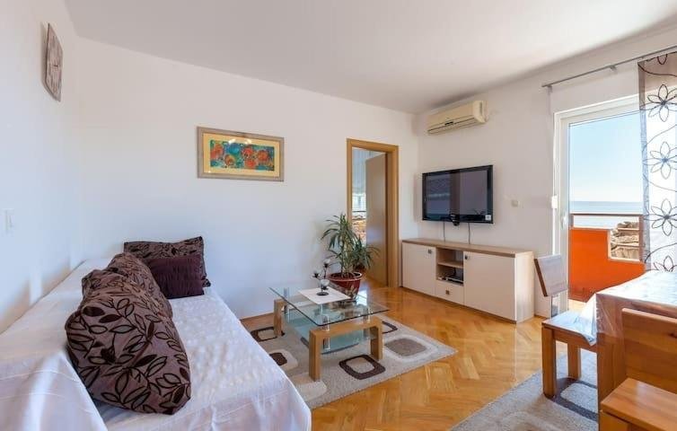 Hotel Naprodaj - Splitsko-dalmatinska Podstrana