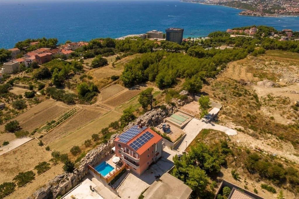 Hotel For sale - Splitsko-dalmatinska Podstrana