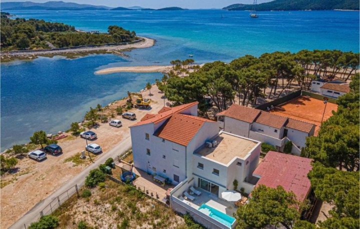 Hotel na predaj 470 m² – Šibenik