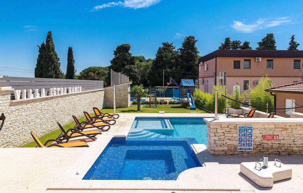 Hotel À vendre - Istarska Ližnjan