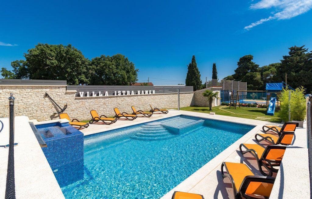 Hotel À vendre - Istarska Ližnjan