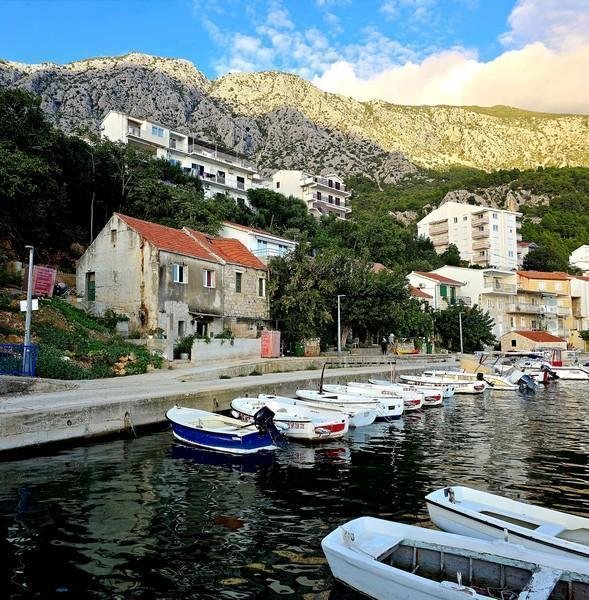 Hotel Naprodaj - Splitsko-dalmatinska Podgora
