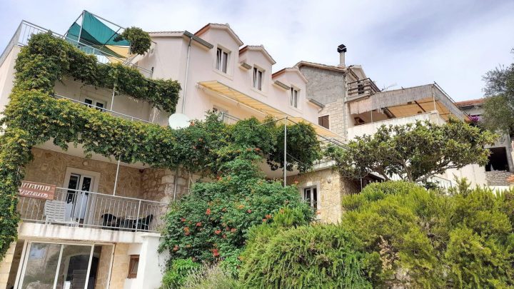 Hotel For sale - Splitsko-dalmatinska Jelsa - foto 2/23