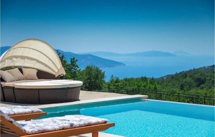 Kuća na prodaju 240 m² – Mošćenička Draga