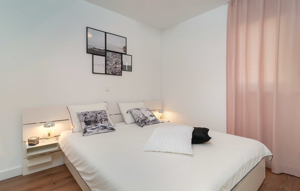 Haus Zu verkaufen - Šibensko-kninska Rogoznica