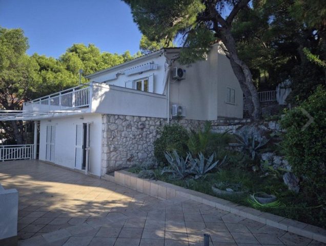 Hotel Na prodaju - šibensko-kninska Primošten - foto 3/24
