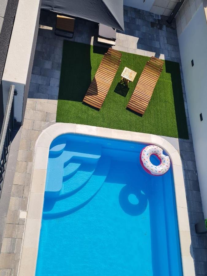 Casa In vendita - Šibensko-kninska Vodice