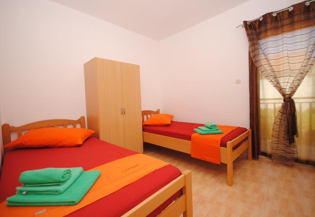 Hotel For sale - Splitsko-dalmatinska Marina