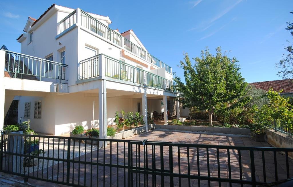 Hotel For sale - Splitsko-dalmatinska Marina