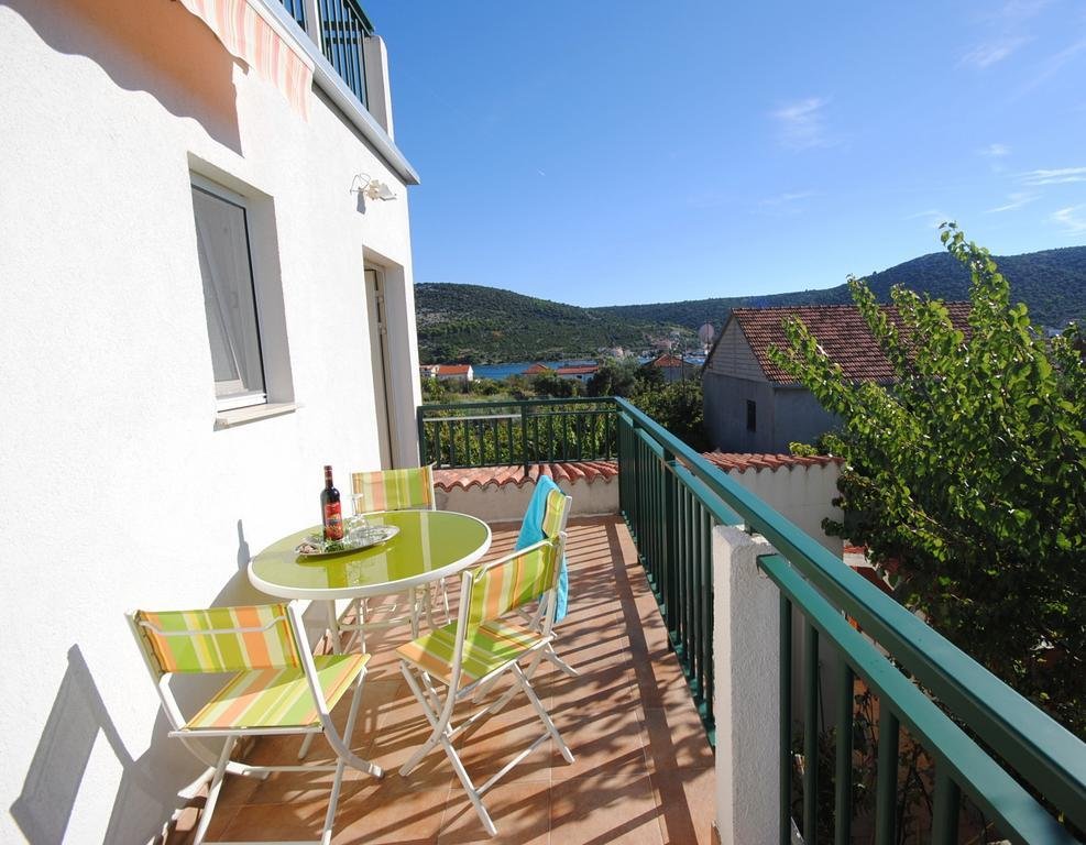 Hotel For sale - Splitsko-dalmatinska Marina