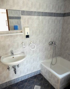 Hotel Na sprzedaż - Splitsko-dalmatinska Podgora