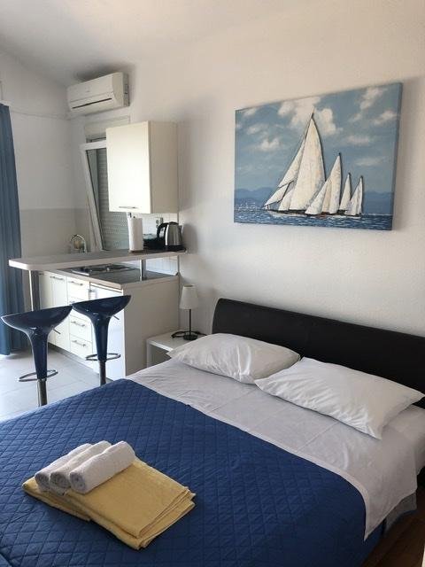 Hotel Naprodaj - Šibensko-kninska Rogoznica