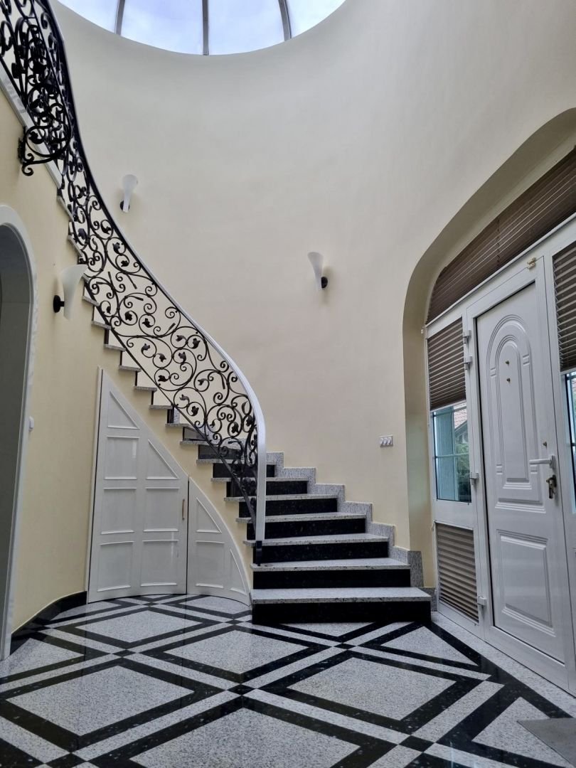 Maison À vendre - Grad Zagreb Maksimir