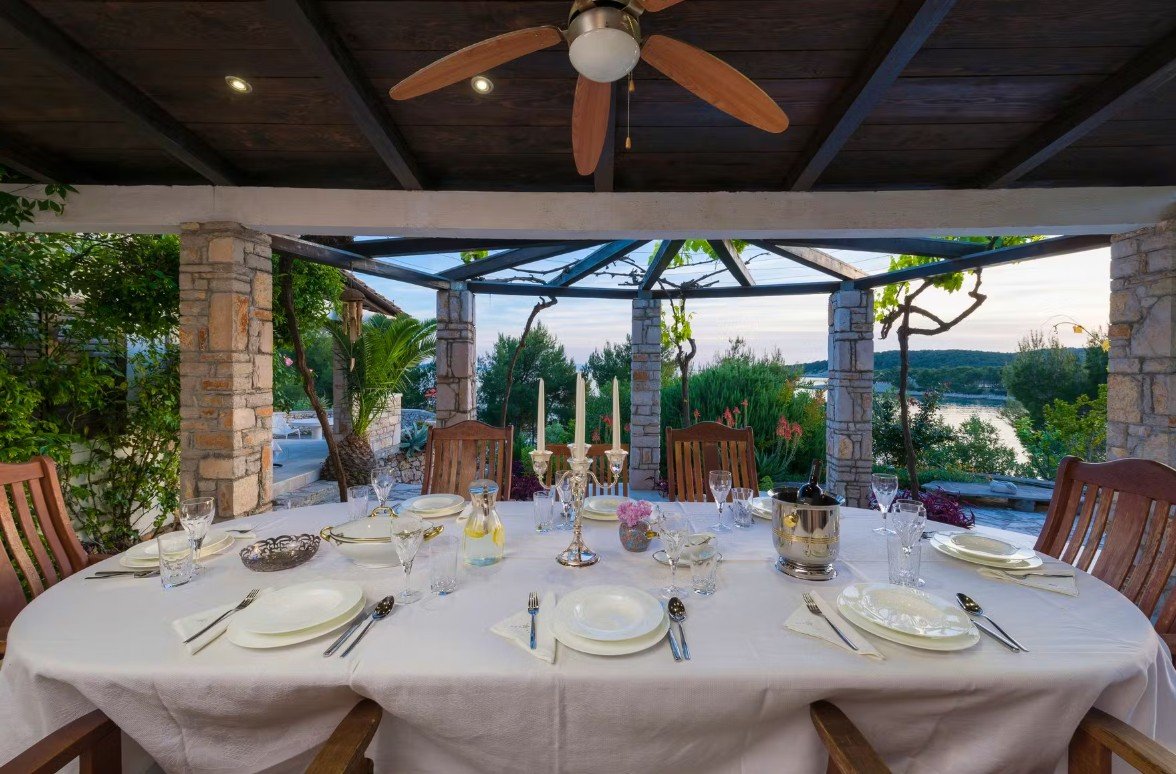 Casa In vendita - Splitsko-dalmatinska Milna