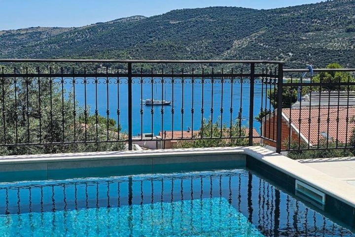 Kuća na prodaju 310 m² – Marina