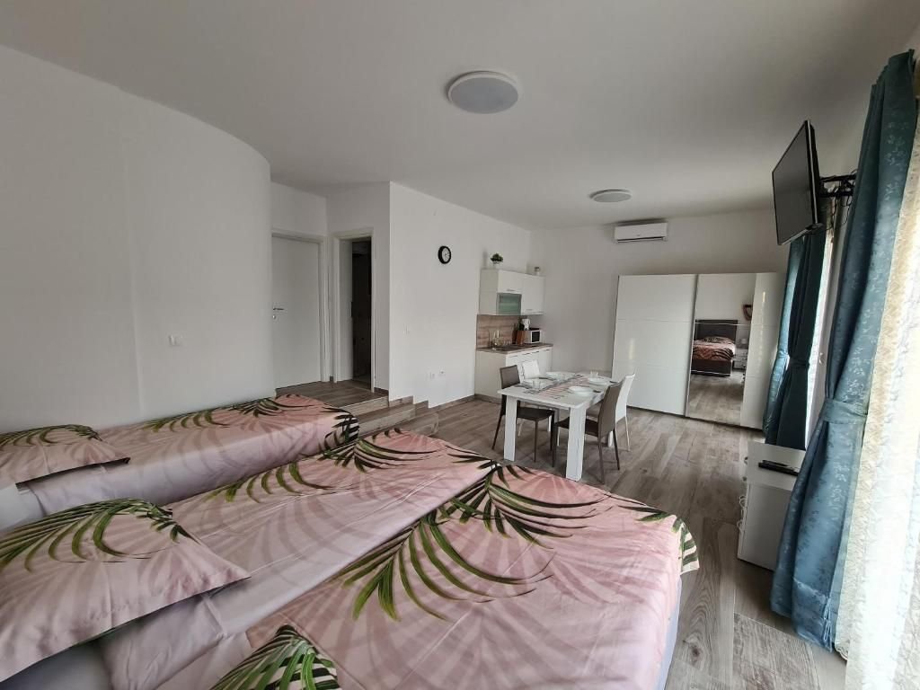Hotel In vendita - Primorsko-goranska Crikvenica