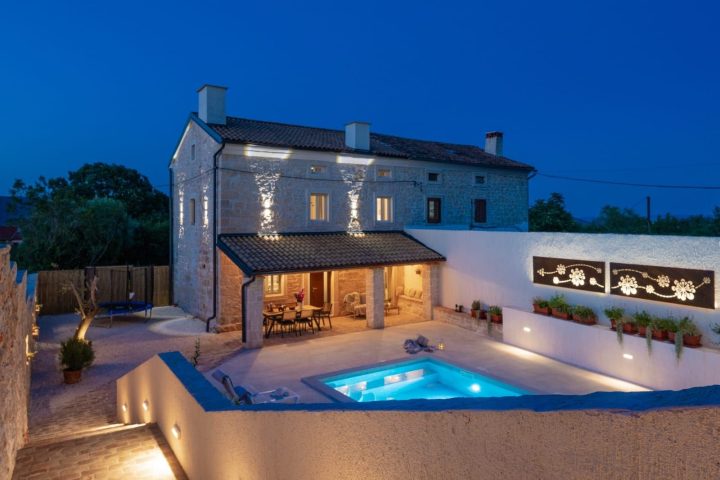 Kuća na prodaju 145 m² – Rakalj
