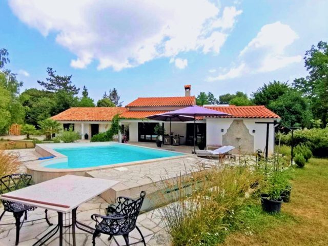 Kuća na prodaju 187 m² – Labin