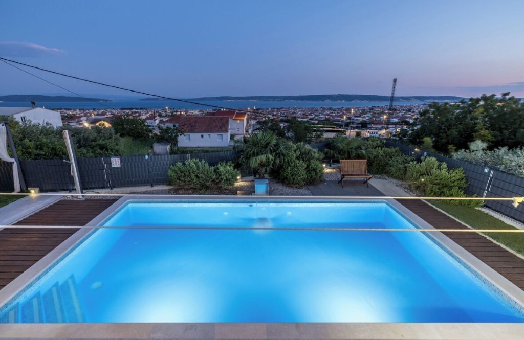 Casa In vendita - Splitsko-dalmatinska Split