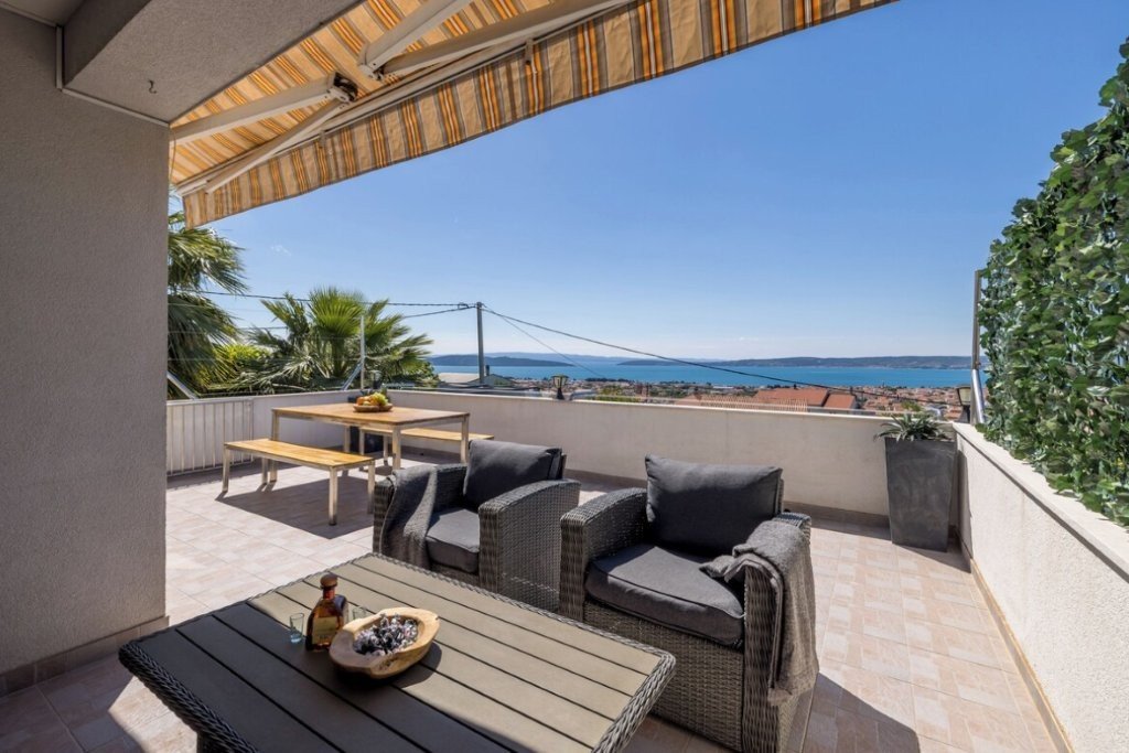 Casa In vendita - Splitsko-dalmatinska Split