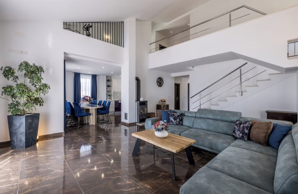 Casa In vendita - Splitsko-dalmatinska Split
