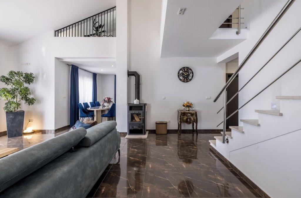 Casa In vendita - Splitsko-dalmatinska Split