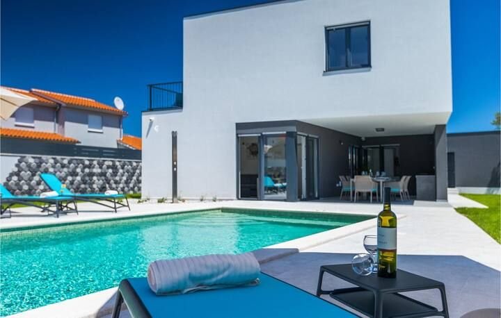 Haus Zu verkaufen - Istarska Pula